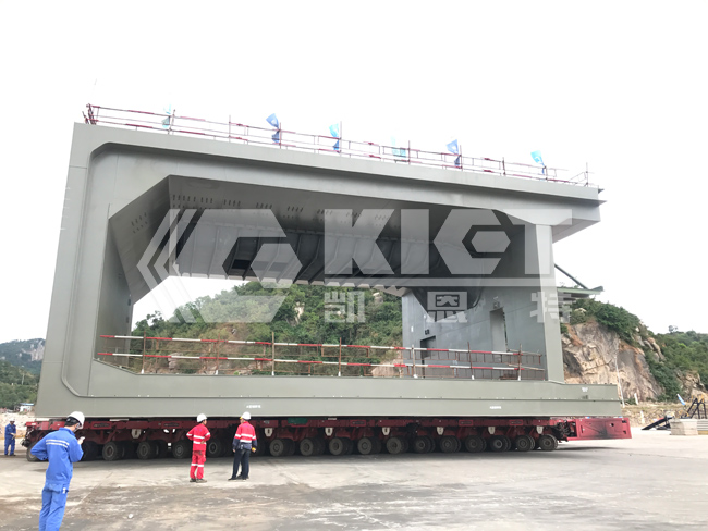 自行式液壓模塊運(yùn)輸車(chē)用于鋼箱梁運(yùn)輸